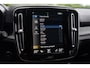 Volvo XC40 1.5 T4 Recharge R-Design Panoramadak | Adaptieve Cruise Control | Parkeersensoren Voor & Achter + Camera | Verwarmbare Voorstoelen