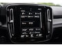 Volvo XC40 1.5 T4 Recharge R-Design Panoramadak | Adaptieve Cruise Control | Parkeersensoren Voor & Achter + Camera | Verwarmbare Voorstoelen