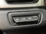 Renault Captur 90PK TCe Intens | Parkeersensoren | Climate Control | Cruise Control | Apple CarPlay/Android Auto | Licht & Regen Sensor | Lichtmetalen Velgen | Privacy Glass |