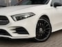 Mercedes-Benz A-klasse 250 e AMG Line | Nightpakket | Pano | Leder | El. stoelen | Achteruitrijcamera | Apple Carplay / Android Auto