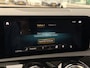 Mercedes-Benz A-klasse 250 e AMG Line | Nightpakket | Pano | Leder | El. stoelen | Achteruitrijcamera | Apple Carplay / Android Auto