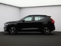 Volvo XC40 2.0 B4 Plus Dark / Trekhaak / Harman Kardon / Elektrische Stoelen / Stoel+Stuurverwarming / Pilot Assist / Allseasonbanden / Keyless /