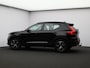 Volvo XC40 2.0 B4 Plus Dark / Trekhaak / Harman Kardon / Elektrische Stoelen / Stoel+Stuurverwarming / Pilot Assist / Allseasonbanden / Keyless /