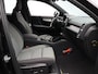 Volvo XC40 2.0 B4 Plus Dark / Trekhaak / Harman Kardon / Elektrische Stoelen / Stoel+Stuurverwarming / Pilot Assist / Allseasonbanden / Keyless /
