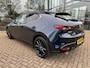 Mazda 3 2.0 e-SkyActiv-X M Hybrid 186 Luxury | NED AUTO | LEDER | STOEL + STUURVERWARMING | BOSE AUDIO | HEAD UP | 18 INCH | CAMERA |