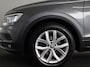 Volkswagen Tiguan 1.5 TSI ACT Highline Automaat (DSG) | Navigatie | Parkeersensoren | Stoelverwarming | Trekhaak |