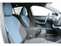 Volvo EX30 Single Motor Extended Range Europa 69 kWh | 17% Bijtelling | Hoogglans Zwarte Velgen | Sportonderstel | Stuurwiel/Stoelen voor verwarmbaar | Elektrisch verstelbare stoelen met memory functie | Adaptieve Cruise Control | Harman Kardon Soundbar | Keyless entry | 20'' Lichtmetalen velgen | Extra Getint Glas Achter |