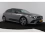 Mercedes-Benz A-klasse 250 e Business Solution AMG Limited (PANORAMADAK, STOELVERWARMING, SFEERVERLICHTING, ELEKTR STOELEN)