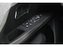 Peugeot 3008 1.2 Hybrid 145PK GT | ELEKTRISCH BEDIENBARE ACHTERKLEP | NAVIGATIE | DRAADLOZE APPLE CARPLAY/ANDROID AUTO | SFEER VERLICHTING | ACHTERUITRIJ CAMERA | PARKEERSENSOREN VOOR EN ACHTER | FULL LED KOPLAMPEN | KEYLESS ENTRY/START | ADAPTIVE CRUISE CONTROL | STOEL/STUUR VERWARMING | LICHTMETALEN VELGEN 19" | DAB+ RADIO |