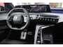 Peugeot 3008 1.2 Hybrid 145PK GT | ELEKTRISCH BEDIENBARE ACHTERKLEP | NAVIGATIE | DRAADLOZE APPLE CARPLAY/ANDROID AUTO | SFEER VERLICHTING | ACHTERUITRIJ CAMERA | PARKEERSENSOREN VOOR EN ACHTER | FULL LED KOPLAMPEN | KEYLESS ENTRY/START | ADAPTIVE CRUISE CONTROL | STOEL/STUUR VERWARMING | LICHTMETALEN VELGEN 19" | DAB+ RADIO |