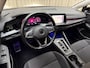 Volkswagen Golf 1.5 eTSI Style *Stoel-/Stuurverwarming* Carplay / Adapt. Cruise / Ambient / Navigatie / ECC Clima / 17'' LMV