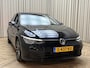 Volkswagen Golf 1.5 eTSI Style *Stoel-/Stuurverwarming* Carplay / Adapt. Cruise / Ambient / Navigatie / ECC Clima / 17'' LMV
