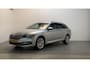 Skoda Superb Combi 1.4 TSI iV Business Edition Plus Virtual Cockpit Camera Stoelverwarming Adaptive Cruise