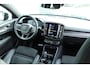 Volvo XC40 T4 Automaat Recharge R-Design | Adaptieve Cruise Control| Verwarmbaar stuurwiel| Verwarmbare voorstoelen| Park Assist Camera Achter|