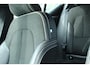 Volvo XC40 T4 Automaat Recharge R-Design | Adaptieve Cruise Control| Verwarmbaar stuurwiel| Verwarmbare voorstoelen| Park Assist Camera Achter|
