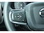 Volvo XC40 T4 Automaat Recharge R-Design | Adaptieve Cruise Control| Verwarmbaar stuurwiel| Verwarmbare voorstoelen| Park Assist Camera Achter|