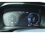 Volvo XC40 T4 Automaat Recharge R-Design | Adaptieve Cruise Control| Verwarmbaar stuurwiel| Verwarmbare voorstoelen| Park Assist Camera Achter|