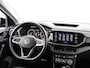 Volkswagen T-Cross 1.0 TSI 110pk DSG Life · Camera · Apple/Android Car Play · Navigatie · P-Sensoren · Airco · 16'' Inch · Garantie t/m 10-10-2027 of 100.000km