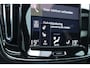 Volvo XC40 1.5 T5 Recharge R-Design | Panorama dak| 360graden Camera rondomzicht| Full LED Koplampen met bochtverlichting| Getint glas| Adaptieve Cruise Control| Dodehoekdetectie| 20"Lichtmetalen velgen