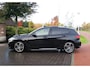 BMW 1-Serie 118i Executive Edition | M Sport | Panoramadak | Camera | Schaalstoelen | Apple Carplay | Cruise Control |