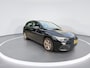 Volkswagen Golf 1.0 eTSI 110pk DSG Life · Apple/Android Car Play · Navigatie · Sfeerverlichting · P-Sensoren · DAB · 16'' Inch · Garantie t/m 31-10-2026 of 100.000km