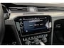 Volkswagen Passat Variant 1.4 TSI Highline Business R | Panoramadak | Stoelverwarming | Lederen bekleding | Trekhaak