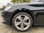 SEAT Leon Sportstourer 1.5 eTSi FR Intense Aut., Pano | Technology & Stoelen pack