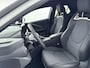 Toyota C-HR 2.0 Plug-in Hybrid 220 Executive | Panoramadak | JBL | Head-Up Display | Dodehoek detectie | Stoelverwarming | Navigatie | Apple Carplay / Android Auto | Parkeersensoren voor/achter | 19 inch