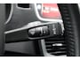Volvo V40 2.0 T3 Dynamic Edition, Keyless, Camera, Standkachel, Stoelverwarming, Automatisch Parkeren, Parkeersensoren