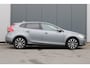 Volvo V40 2.0 T3 Dynamic Edition, Keyless, Camera, Standkachel, Stoelverwarming, Automatisch Parkeren, Parkeersensoren