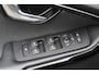 Volvo V40 2.0 T3 Dynamic Edition, Keyless, Camera, Standkachel, Stoelverwarming, Automatisch Parkeren, Parkeersensoren