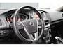 Volvo V40 2.0 T3 Dynamic Edition, Keyless, Camera, Standkachel, Stoelverwarming, Automatisch Parkeren, Parkeersensoren