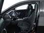 Mercedes-Benz A-klasse 250 e Business Solution AMG | Trekhaak | Nightpakket | parkeerpakket met achteruitrijcamera | Verwarmde stoelen vooraan | Antidiefstalpakket URBAN GUARD PLUS | KEYLESS GO-comfortpakket | Extra USB-poorten |