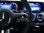 Mercedes-Benz A-klasse 250 e Business Solution AMG | Trekhaak | Nightpakket | parkeerpakket met achteruitrijcamera | Verwarmde stoelen vooraan | Antidiefstalpakket URBAN GUARD PLUS | KEYLESS GO-comfortpakket | Extra USB-poorten |