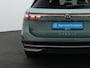 Volkswagen Passat Variant 1.5 eHybrid 204 pk DSG Elegance Business | Trekhaak | Adaptief onderstel | Rondomzicht camera | Head-up display | Stuur-/achterbankverwarming