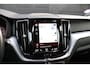 Volvo XC60 2.0 B5 Momentum Exclusive 251 pk | LEDER | TREKHAAK | | CAMERA | NAVI | CRUISE | STOEL/STUURVERW