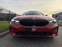 BMW 3-Serie Touring 330e High Exe 87DKM/PANO/LASER/TREKHAAK/HEAD-UP/H&K/ACC/360CAMERA/LEER-SPORT/18"/SHADOW-LINE/SOH 91,5%/MELBOURNE-RED METALLIC/NET OH BEURT GEHAD BIJ BMW DEALER