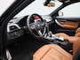 BMW 3-Serie 320i M Sport Edition | Automaat | Panoramadak | Navigatie | Alpine Sound System | Stoelverwarming | Climate Control | Sportonderstel | Parkeersensoren | Lichtmetalen Velgen |