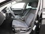 Volkswagen Passat Variant 1.4 TSI PHEV GTE Business | Automaat | Navigatie | Climate control | cruise control adaptief | Parkeer sensoren | LMV | draadloze telefoonlader | LED | Camera | Virtual cockpit |
