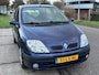 Renault Scenic 1.6-16V Expression Automaat Airco Electric pakket ABS Colorpakket Getint glas EBD Trekhaak Dealeronderhoud Nw Apk!
