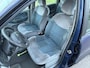 Renault Scenic 1.6-16V Expression Automaat Airco Electric pakket ABS Colorpakket Getint glas EBD Trekhaak Dealeronderhoud Nw Apk!