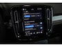 Volvo EC40 Single Motor Extended Range Ultra Black Edition | Demo Deal | Panoramadak | Verwarmbare voorstoelen&stuurwiel | 360º Camera | Premium Audio by Harman Kardon | Elektrisch Verstelbare Voorstoelen | Keyless Entry | Apple carplay/Android auto | Warmtepomp