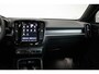 Volvo EC40 Single Motor Extended Range Ultra Black Edition | Demo Deal | Panoramadak | Verwarmbare voorstoelen&stuurwiel | 360º Camera | Premium Audio by Harman Kardon | Elektrisch Verstelbare Voorstoelen | Keyless Entry | Apple carplay/Android auto | Warmtepomp