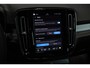 Volvo EC40 Single Motor Extended Range Ultra Black Edition | Demo Deal | Panoramadak | Verwarmbare voorstoelen&stuurwiel | 360º Camera | Premium Audio by Harman Kardon | Elektrisch Verstelbare Voorstoelen | Keyless Entry | Apple carplay/Android auto | Warmtepomp
