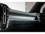Volvo EC40 Single Motor Extended Range Ultra Black Edition | Demo Deal | Panoramadak | Verwarmbare voorstoelen&stuurwiel | 360º Camera | Premium Audio by Harman Kardon | Elektrisch Verstelbare Voorstoelen | Keyless Entry | Apple carplay/Android auto | Warmtepomp