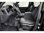 Land Rover Defender 110 2.0 P300e 110 X-Dynamic SE | Lederen bekleding | Panoramadak | Rondomzicht camera