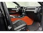 Volvo XC40 Recharge P8 AWD R-Design | Panoramadak | Trekhaak | Stoelverwarming | Camera