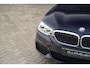 BMW 5-Serie 530e iPerformance High Executive M | Dealer onderhouden | Schuif/kanteldak | Stoelverwarming | M Pakket | Comfort stoelen | Display Key | Elektrische stoelen met geheugen | Apple CarPlay |