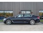 BMW 5-Serie 530e iPerformance High Executive M | Dealer onderhouden | Schuif/kanteldak | Stoelverwarming | M Pakket | Comfort stoelen | Display Key | Elektrische stoelen met geheugen | Apple CarPlay |