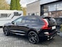 Volvo XC60 2.0 T6 Plug-in hybrid AWD Ultimate Black Edition **Bomvol/EL.Trekhaak/Harman & Kardon/Full Memory/EL. Achterklep/Full Black Pakket/21"/Lederen Interieur/Safety Pack**